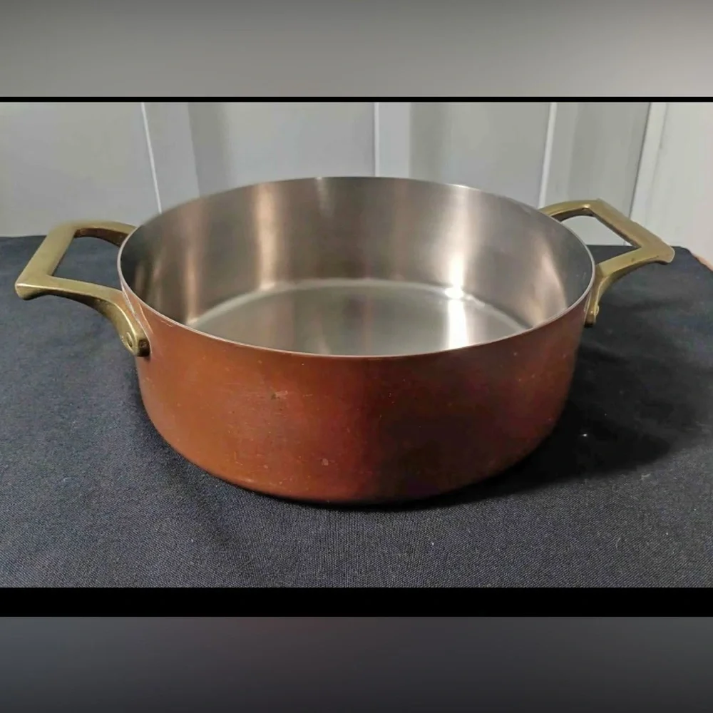 Vintage Paul Revere Copper Pot w Brass Handles